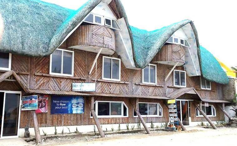 Blue Lagoon Inn And Restaurant, Pagudpud Mabubua Exterior foto